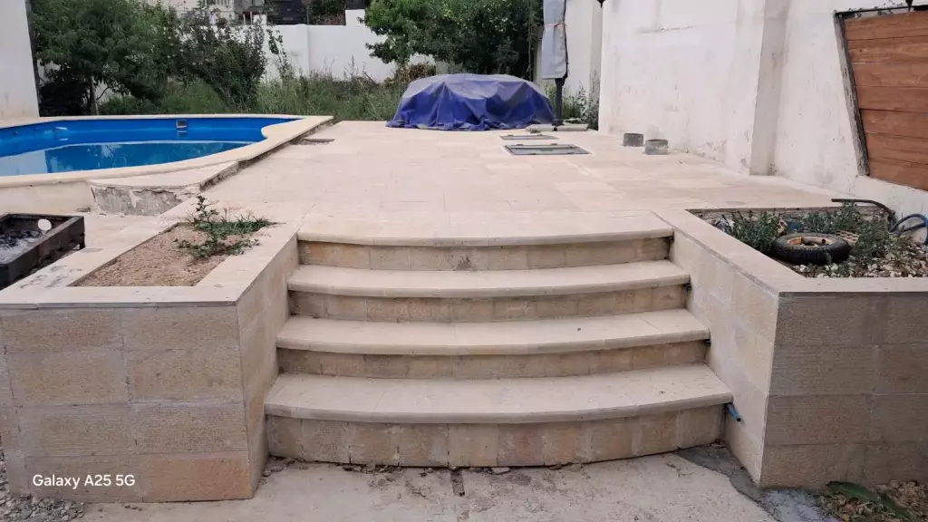 باغچه با امکانات کامل و بسیار زیبا - تصویر 2