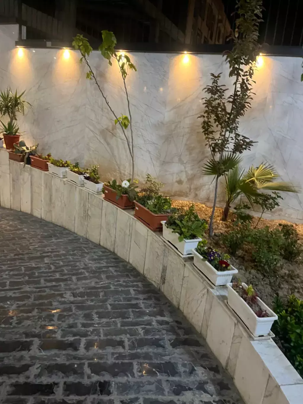 کرمان جنوبی 90 متر نوساز فول و 100 متر - تصویر 11