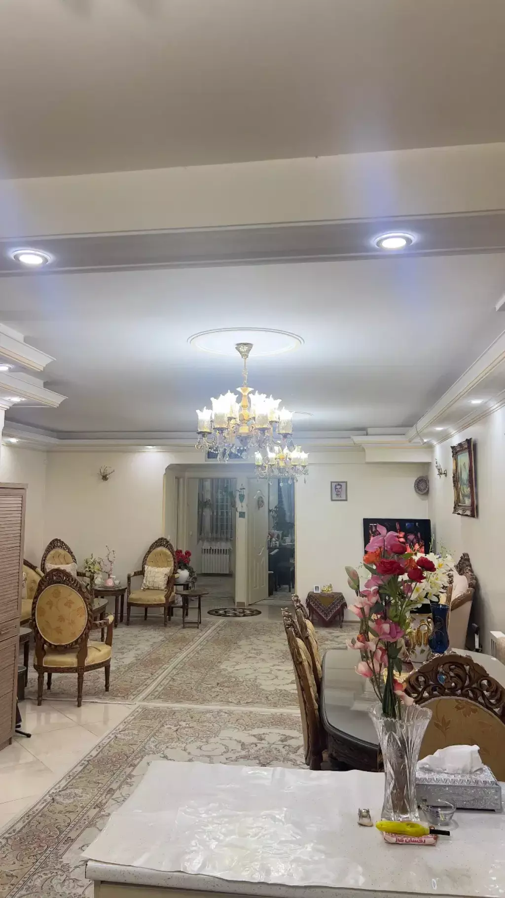 90‌متر  تک واحدی بسیار خوش نقشه و پر نور در شرقی - تصویر 2