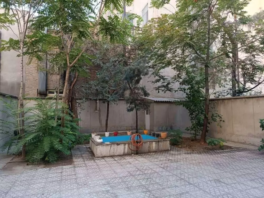 خوابگاه دخترانه آرزو - تصویر 15