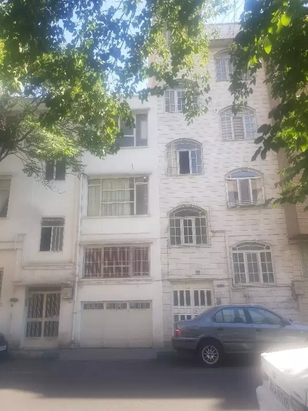 یک باب مغازه رهن اجاره