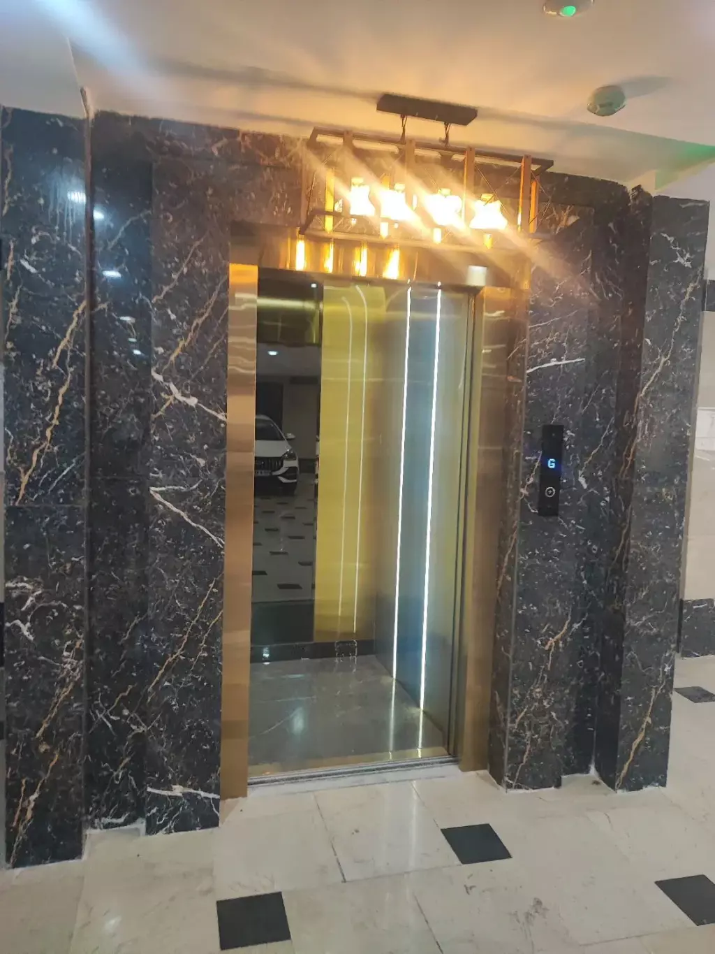 اپارتمان 53متر وردآورد خ مطهری شمالی سند آماده