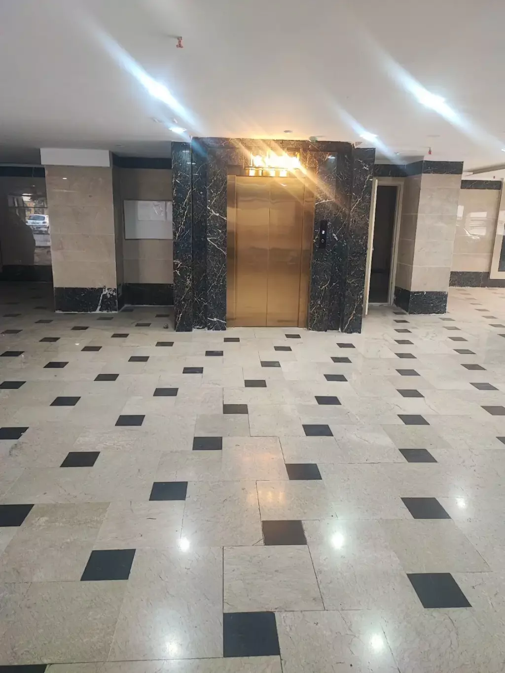 اپارتمان 53متر وردآورد خ مطهری شمالی سند آماده - تصویر 2