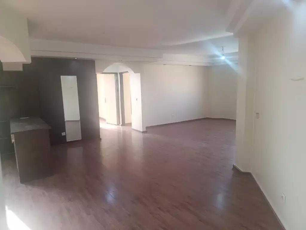 114 متر سعادت آباد علامه