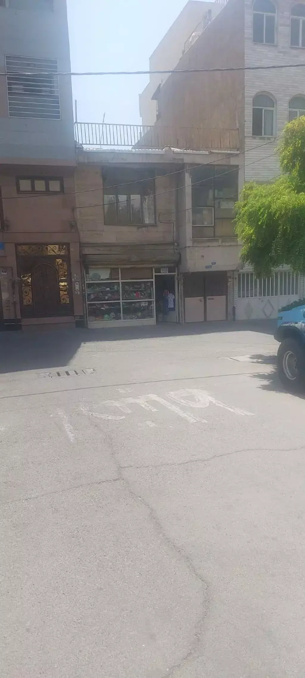 خانه کلنگی قابل سکونت،تجاری مسکونی