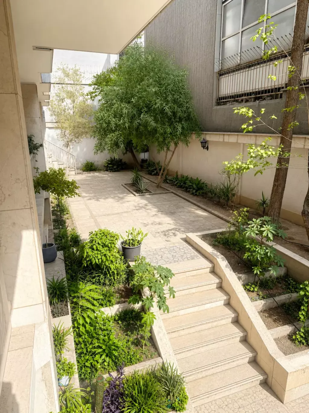 فروش آپارتمان دوخوابه/پارکینگ/اسانسور/انباری/بالکن - تصویر 13