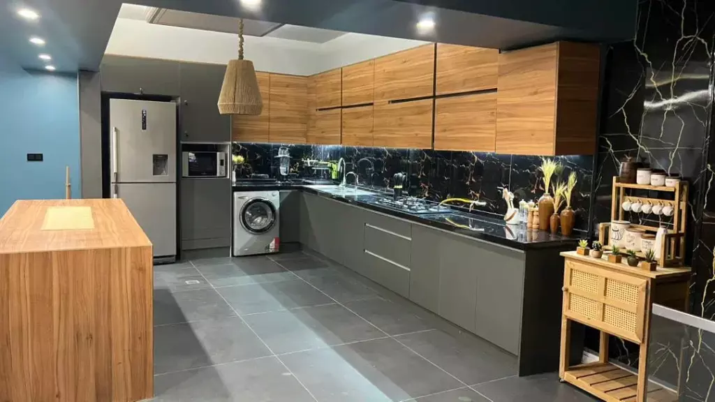 عمارت لوکس استخردار  تاتسو فول گیم تریبلکس - تصویر 5