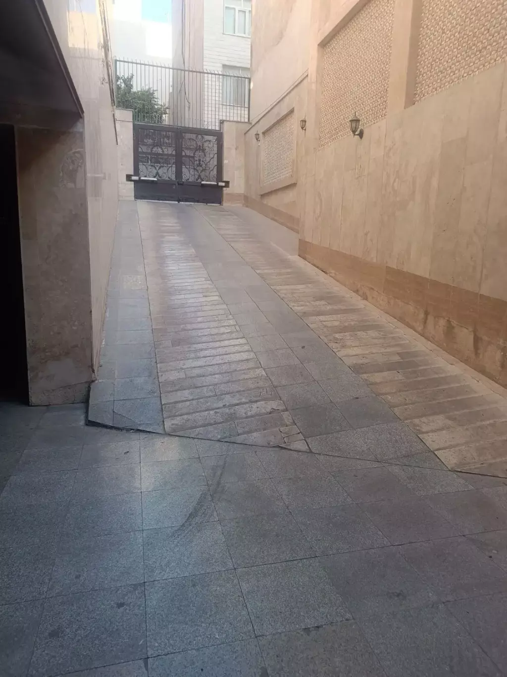 آپارتمان 61 متر نوساز با پارکینگ