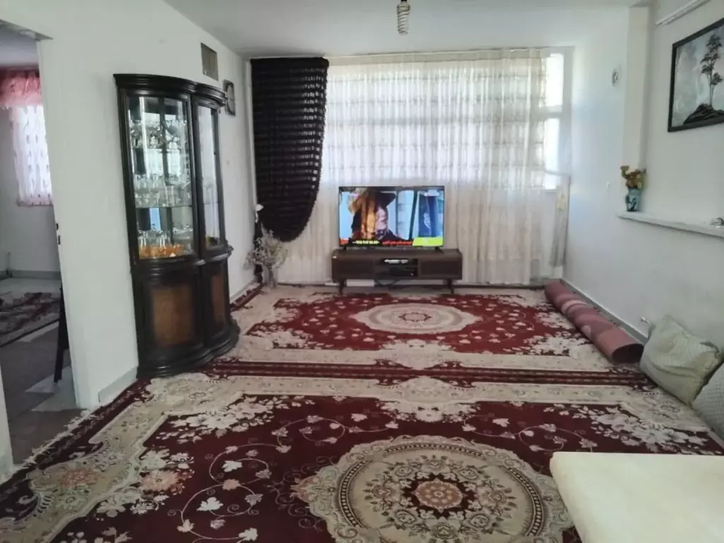 اجاره آپارتمان ،95متر، مسعودیه، تک خواب ،تراس بزرگ