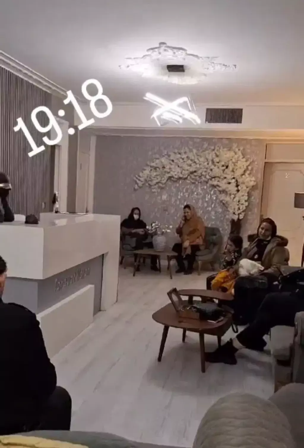 اجاره اتاق مشترک 30 متری از مطب 14ساله روبرومترو