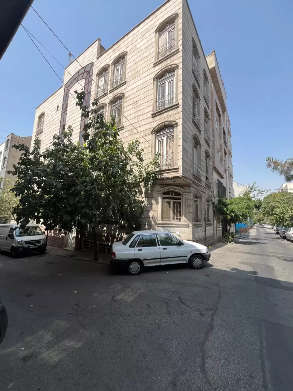 فروش واحد 105 متری/3خواب/شهرآرا