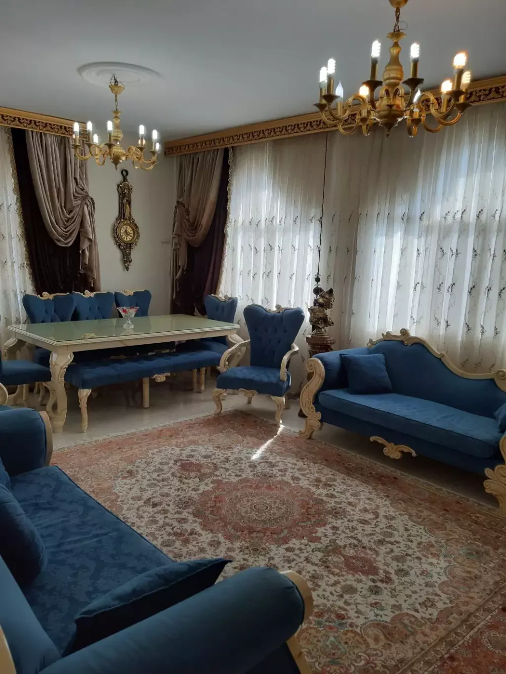 80 متر غرق نور