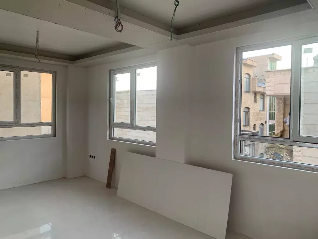 نورگیر سه نبش با پارکینگ باکس