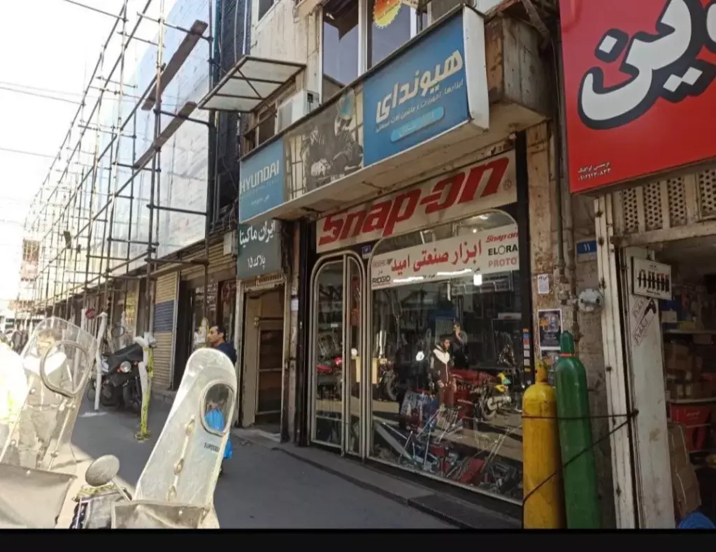 فروش مغازه در بازار ابزار میدان حسن آباد - تصویر 2