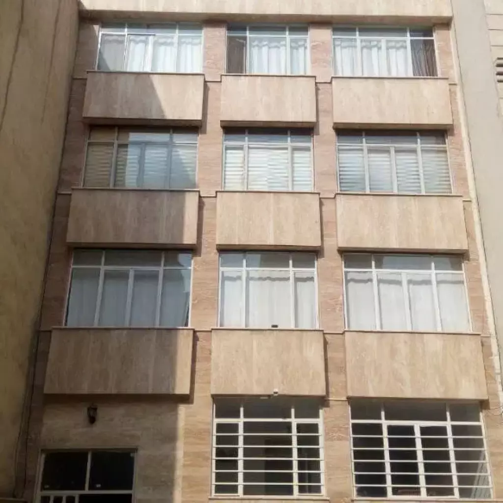 نارمک تلفنخانه کلنگی - تصویر 2
