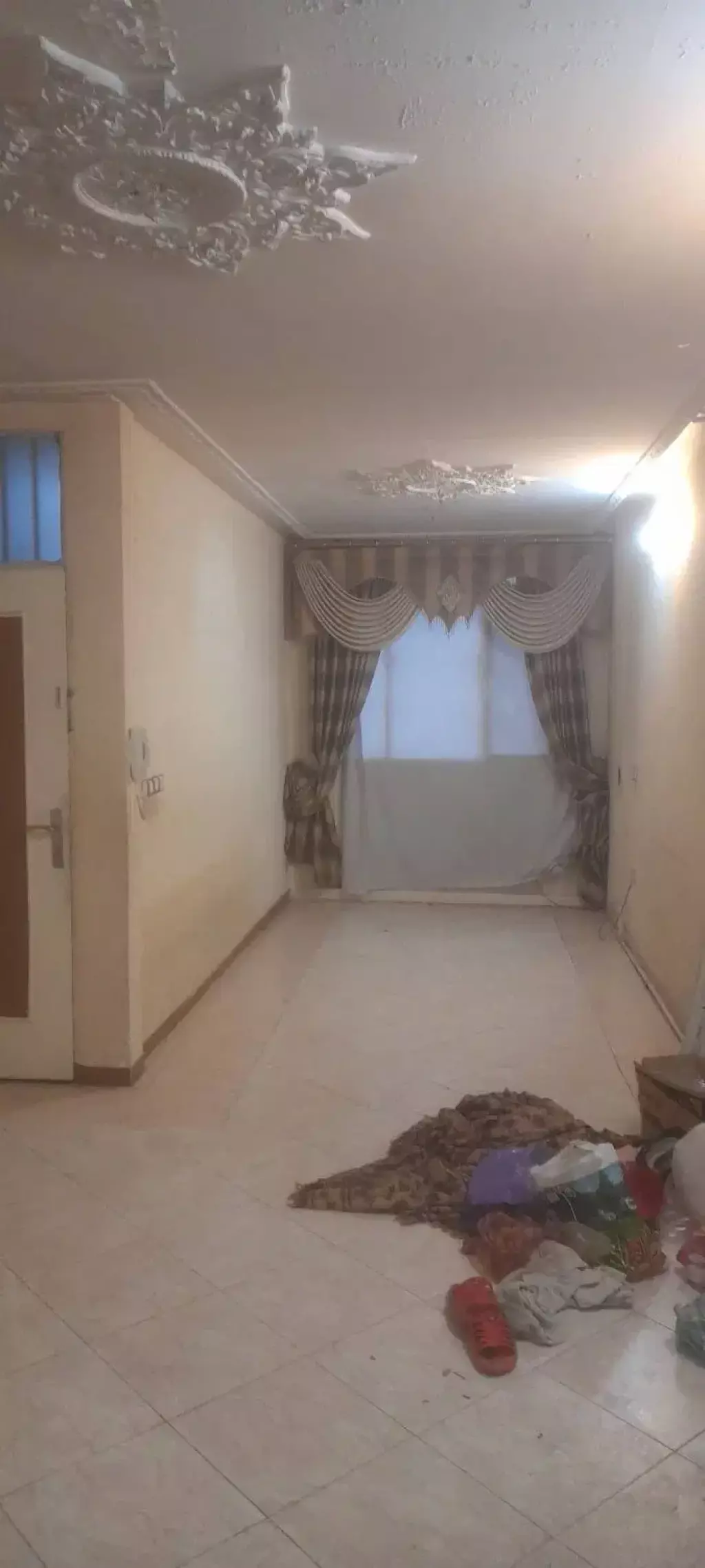 خانه 52 متری طبقه سوم