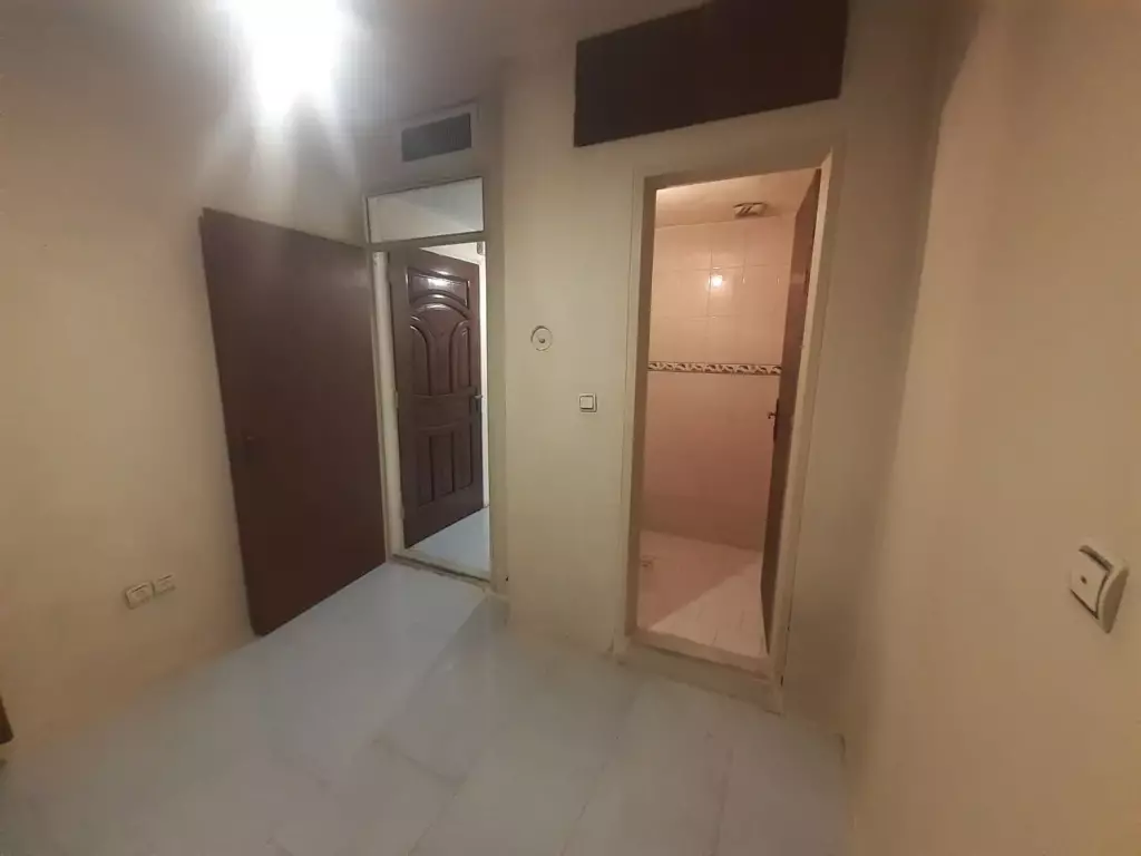 واحد 68 متری فول خیابان طوس