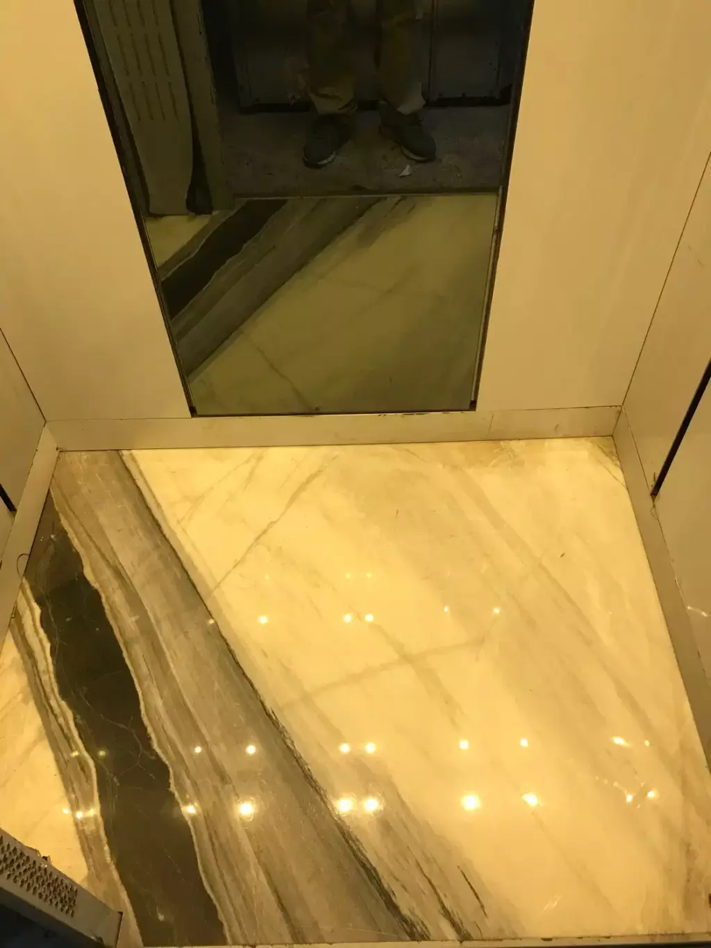 کیانشهرفروش آپارتمان نوساز137متر تکواحد ط2 دوخواب - تصویر 16