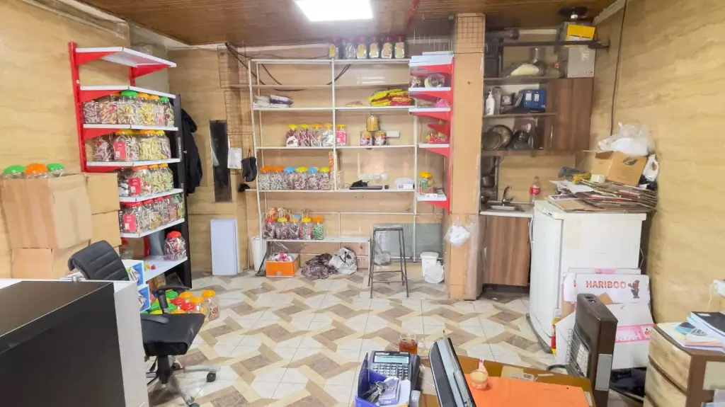 دفتر کار مناسب صنف مواد غذایی و سیگار فروش ها - تصویر 2