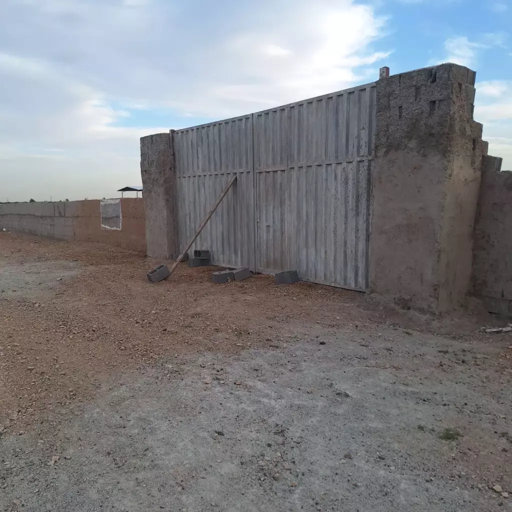 زمین چهاردیواری  فروشی - تصویر 6