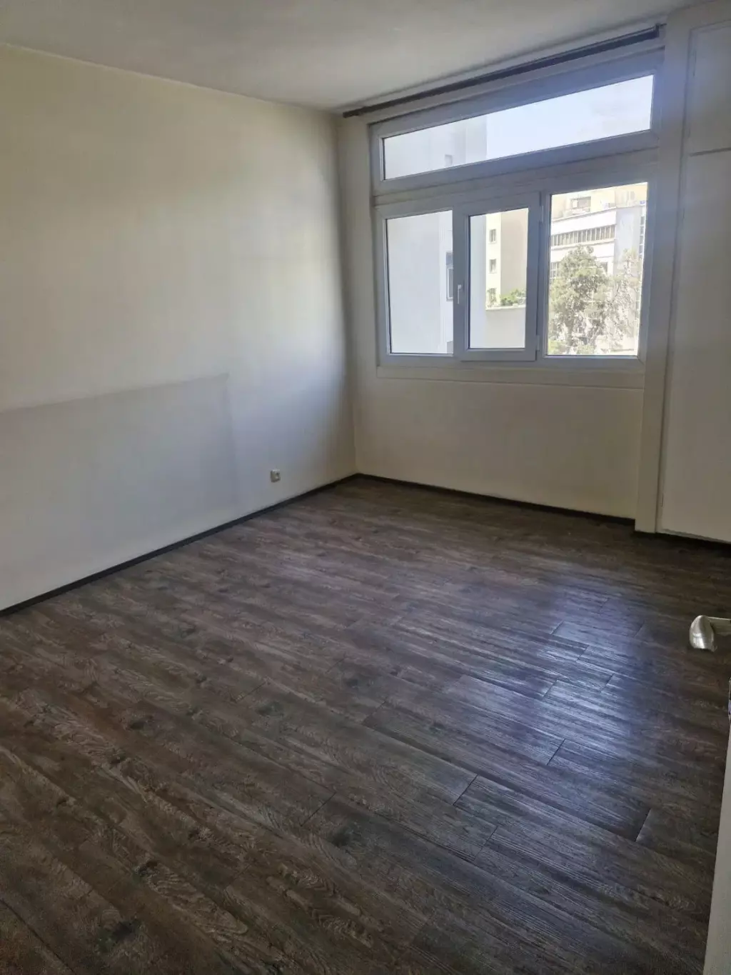 170 متر   برج  آفتاب - تصویر 5