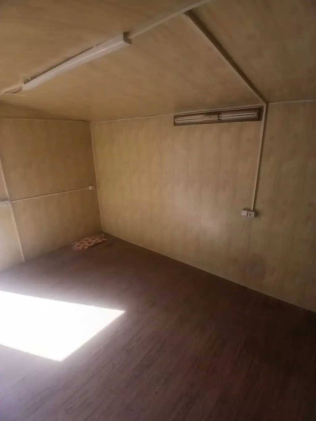 کانکس15 متری  در حد 3 در 5 سرویس دار - تصویر 11