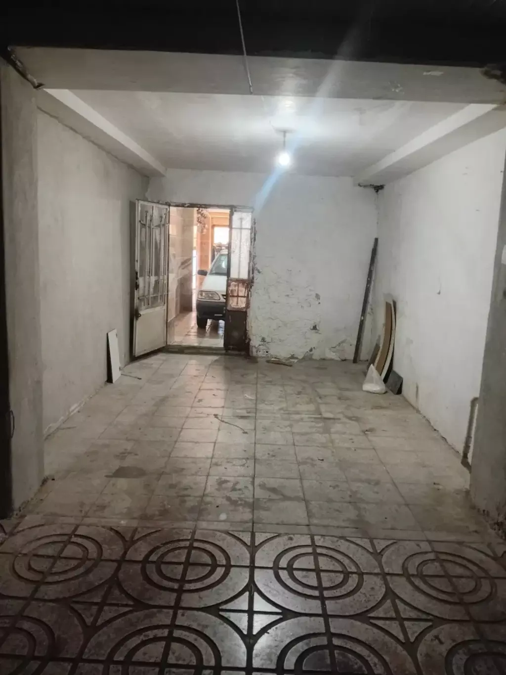 انباری 75 متری