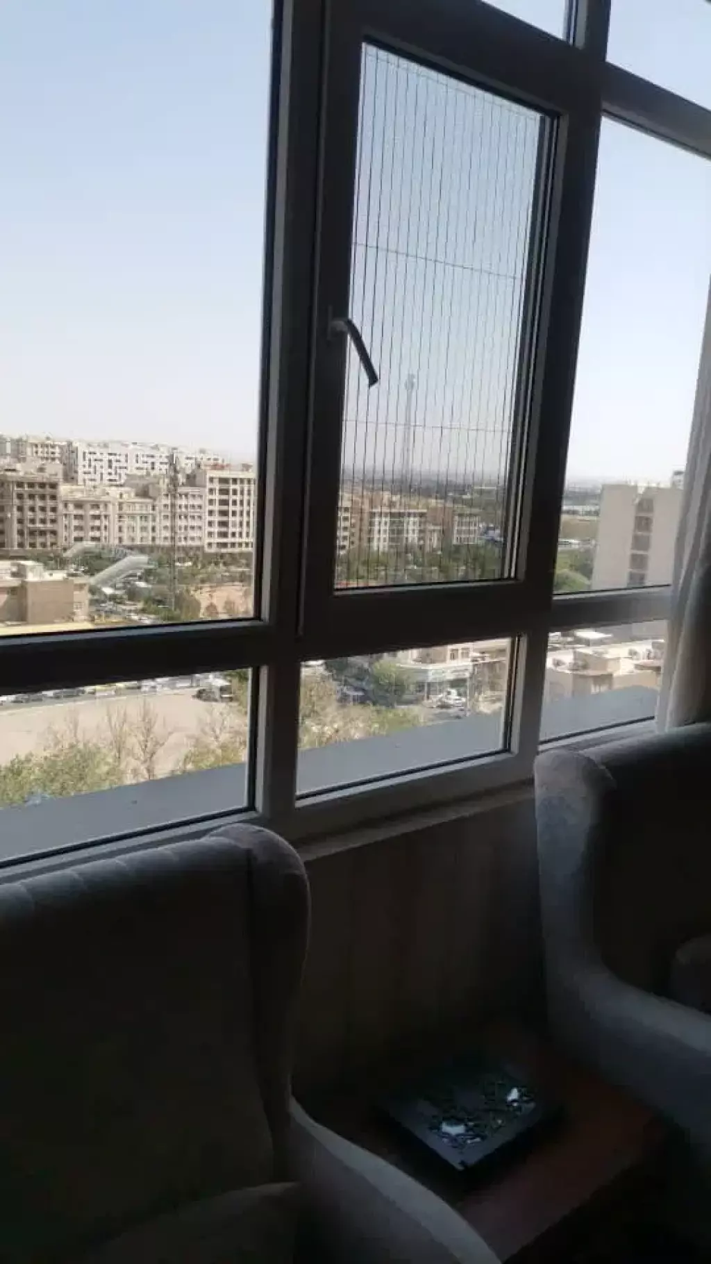 یک واحد 140متری در طبقه 11 برج مجلل سولماز - تصویر 4