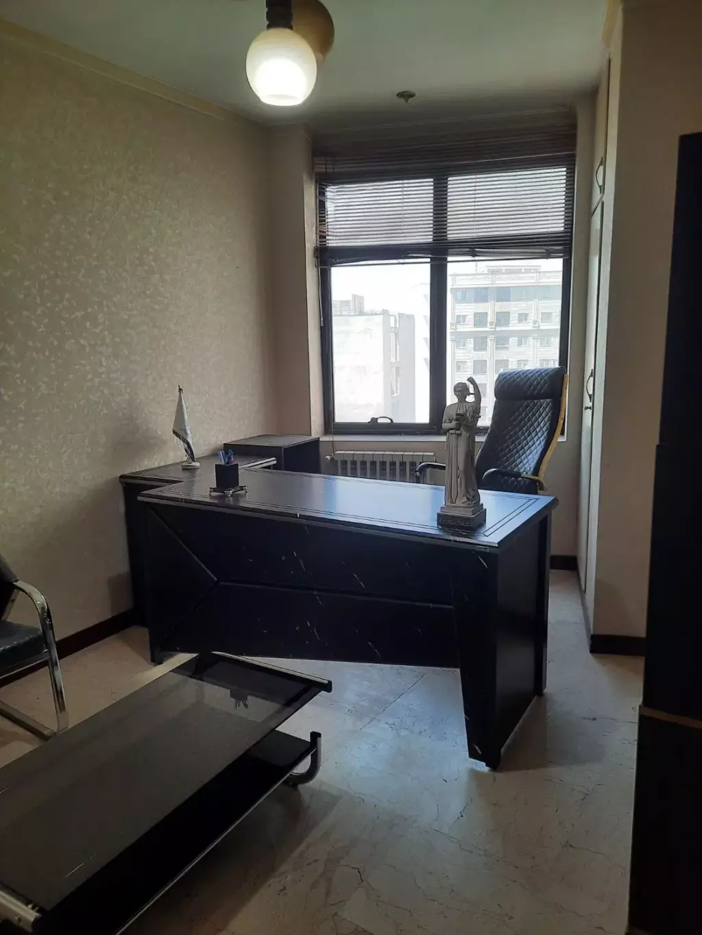 اتاق اجاره ای برای وکیل - تصویر 2
