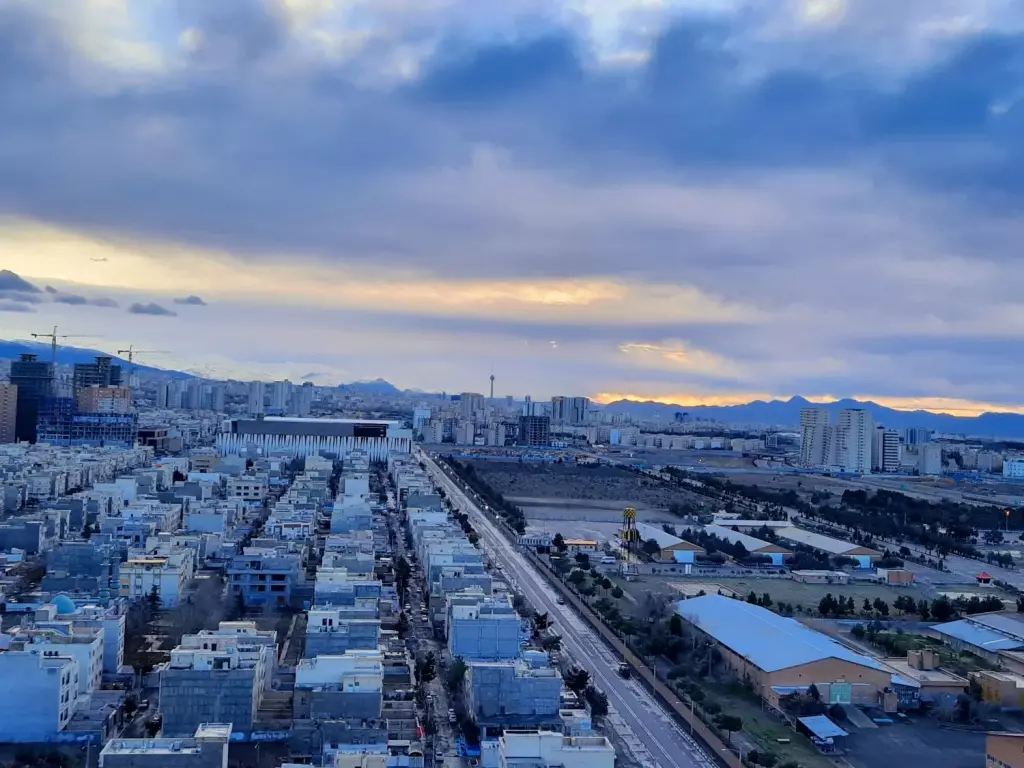 برج مجلل رزلند115متربرندشهرک گلستان ودریاچه - تصویر 3