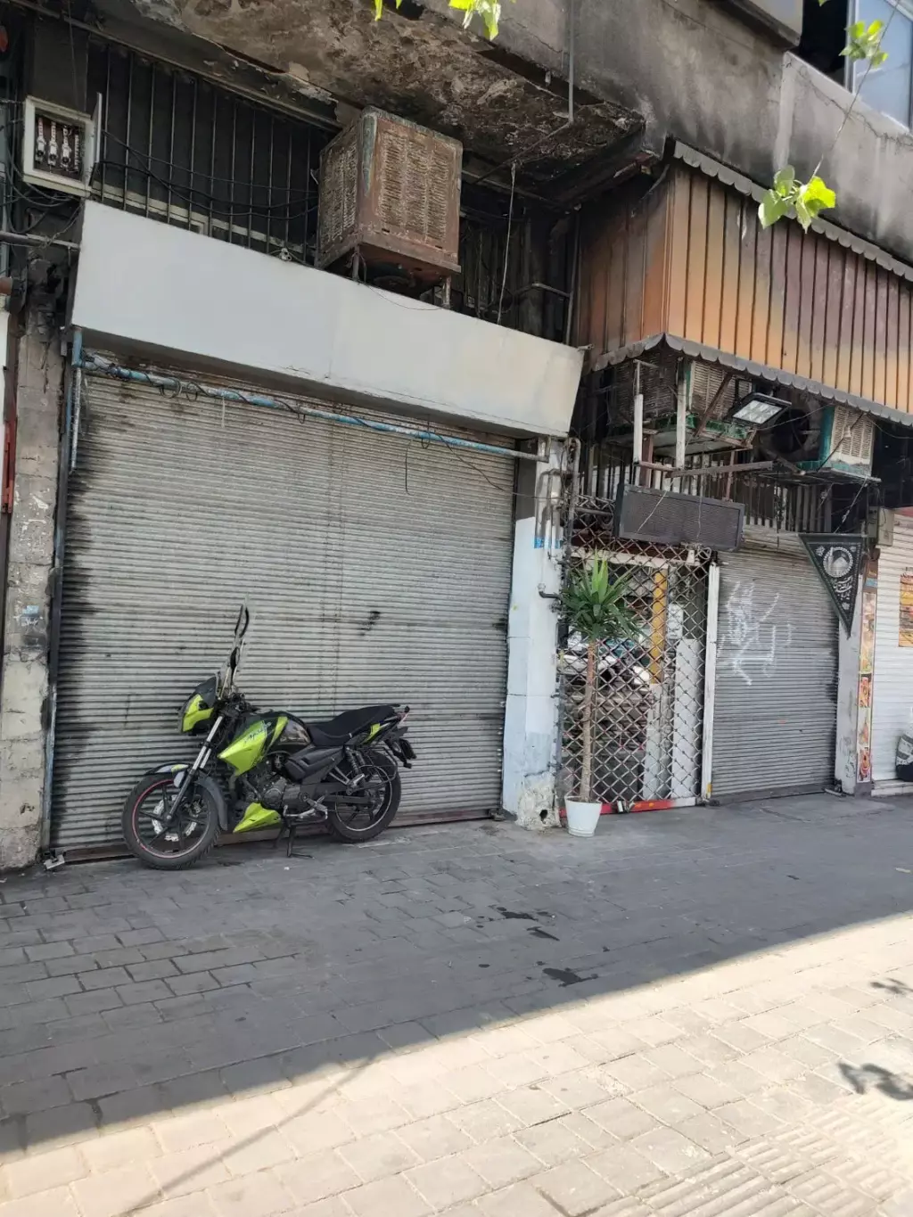مغازه در میدان شوش زیر قیمت