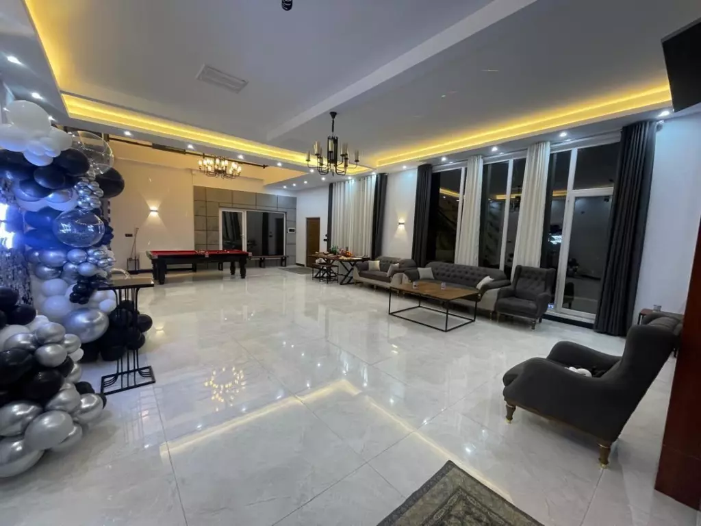 اجاره ویلا استخردار مدرن فول گیم - تصویر 7