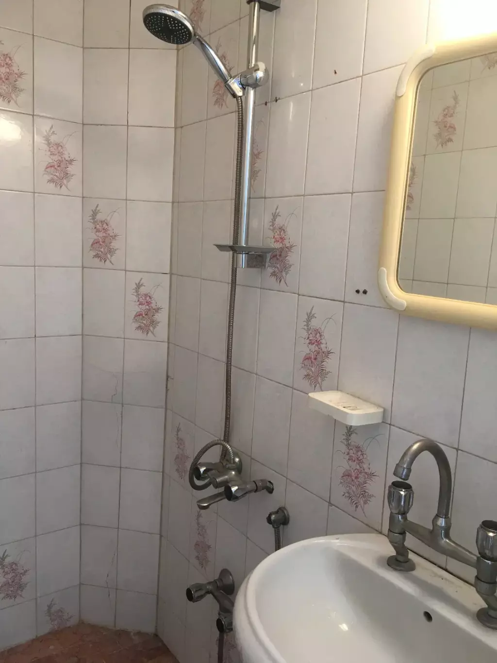 اجاره یکخوابه دو جهت دید بر خیابان صالحی طرشت - تصویر 6