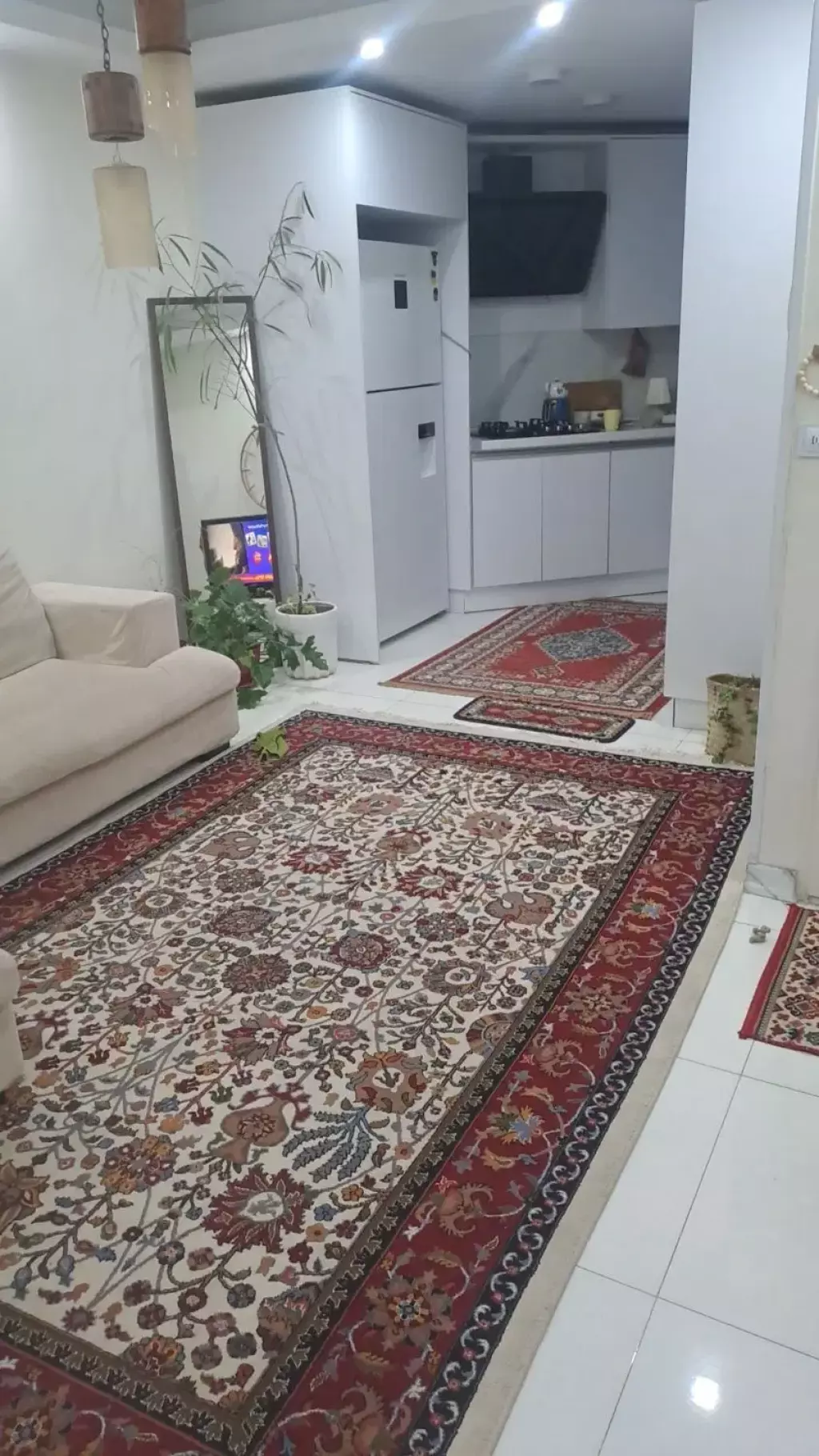 اجاره واحد 42 متر بازسازی ط همکف - تصویر 2