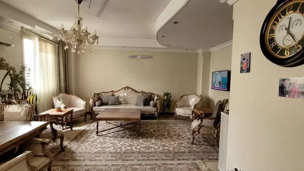 73 متری. دونبش. پرنور