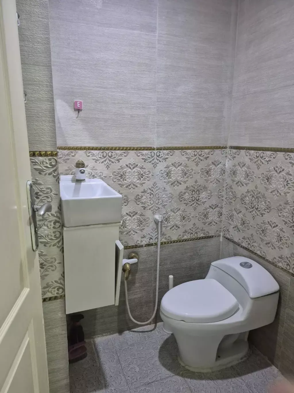 اجاره اپارتمان درمنیریه کوچه وستاهل