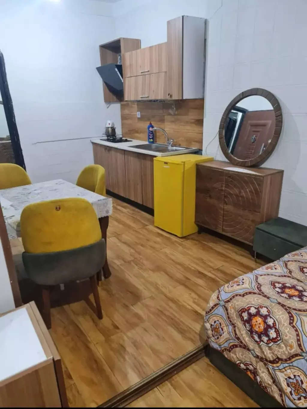 آیت الله کاشانی سوئیت مبله امن وتمیز