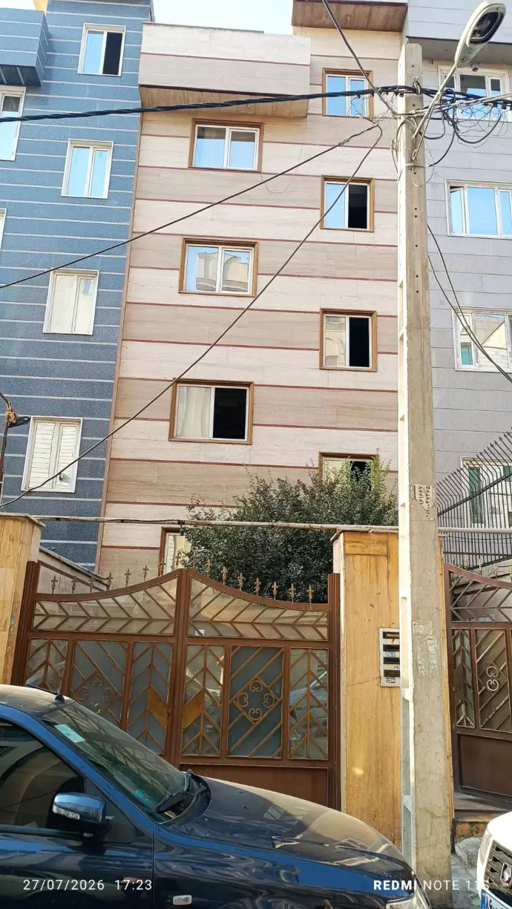 طبقه اول و دوم 65 متری یک خوابه با کل پارکینگ
