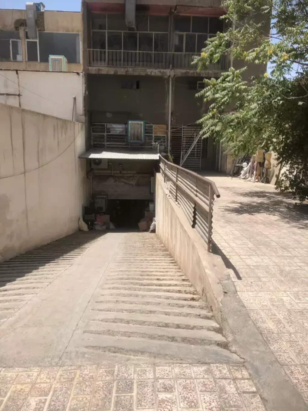 200 متر پارکینگ 160 متر حیاط جمعا 360 افسریه - تصویر 7