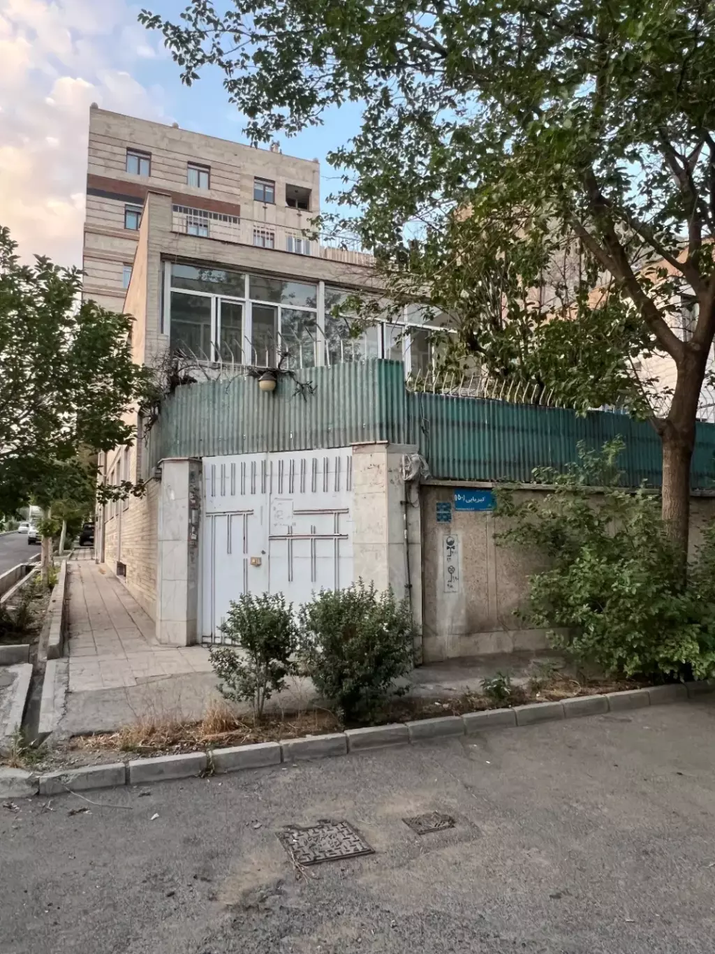 فروش خانه کلنگی و اپارتمان - تصویر 2