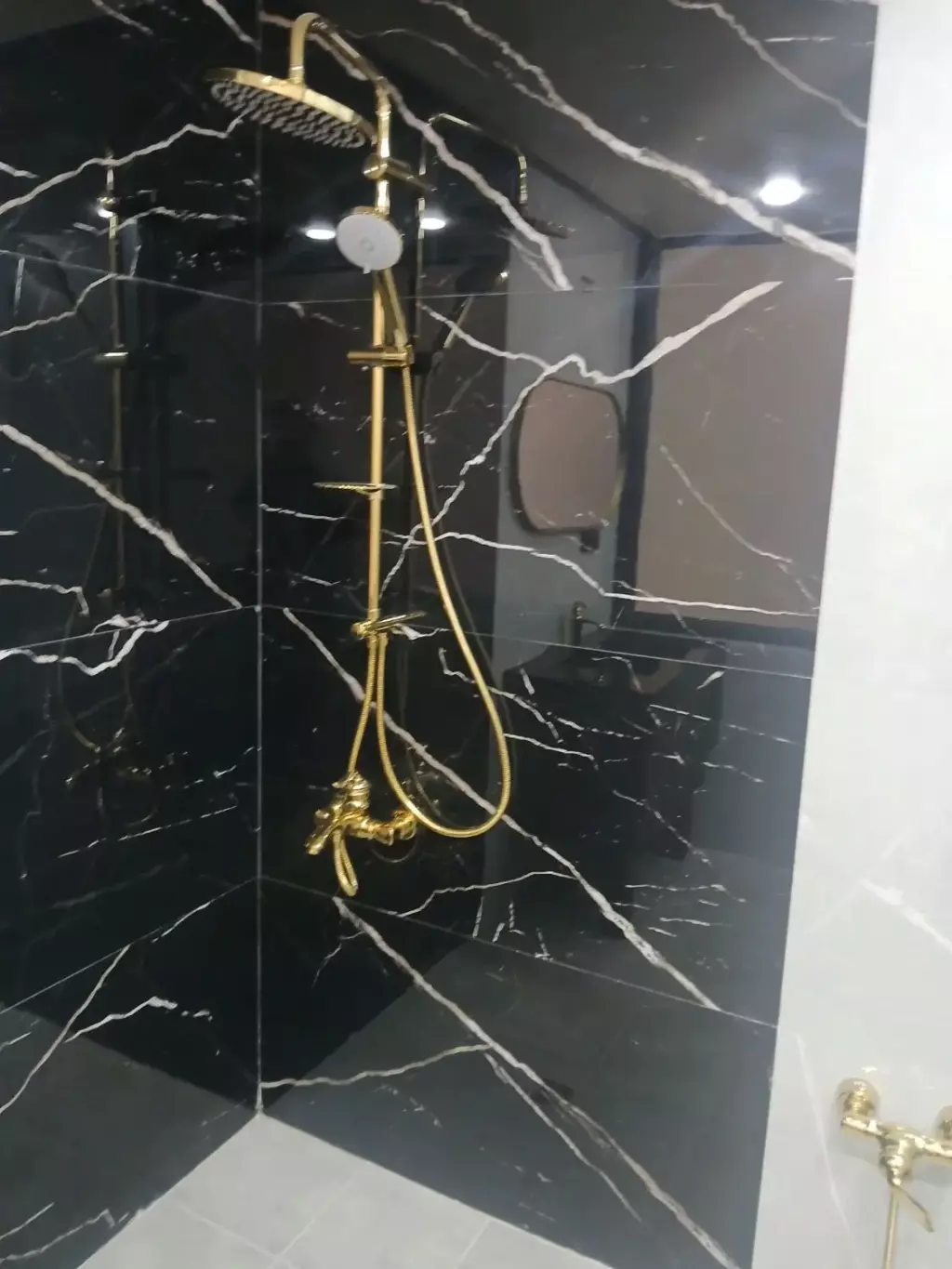840 متر اپارتمان - تصویر 12