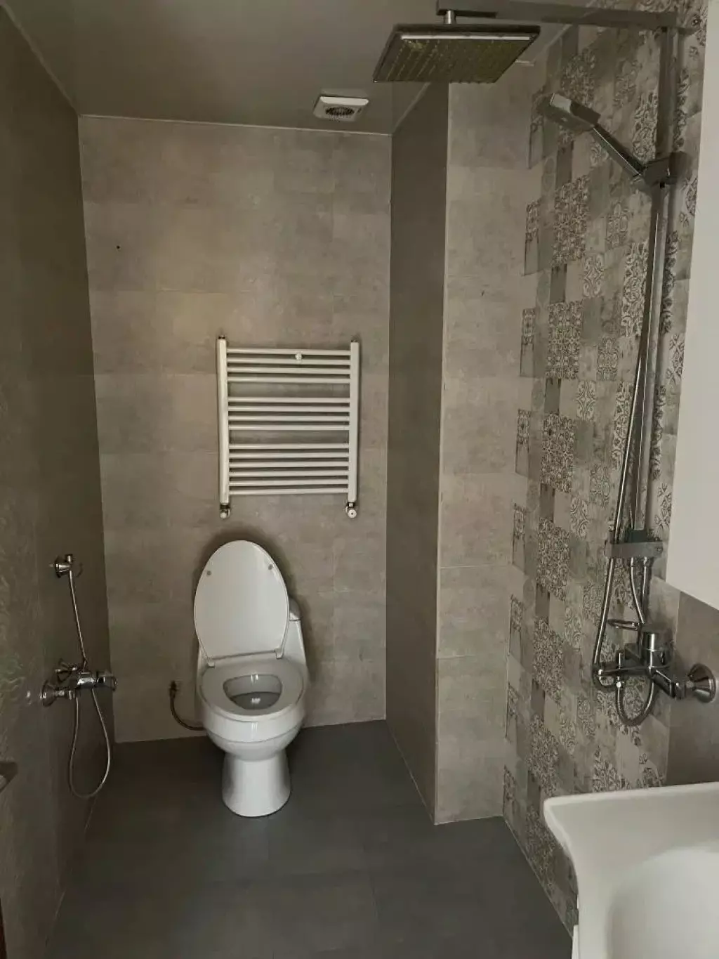 135متر / فرمانیه / 2خواب/6سال ساخت - تصویر 7