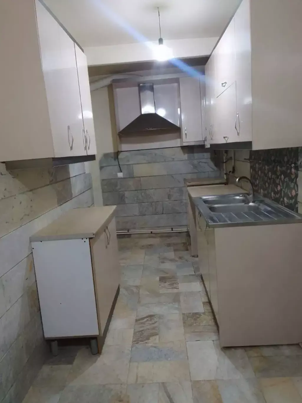 خانه دربستی 65متر