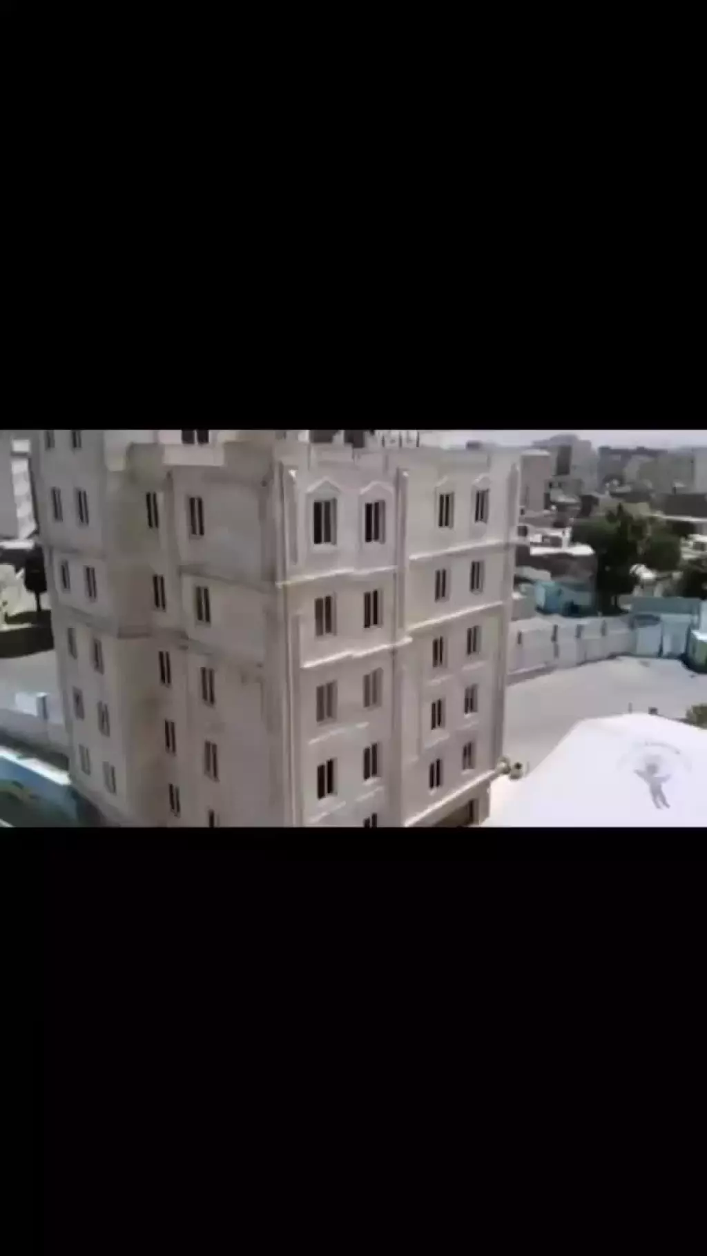 اجاره چمن و سالن ورزشگاه هرندی