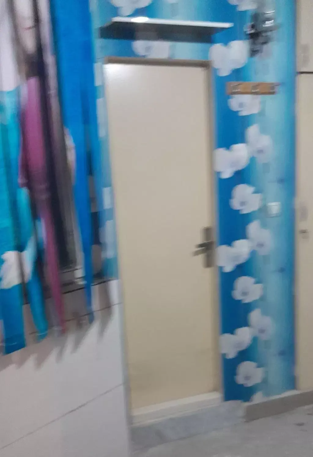 آپارتمان غرق در نور دسترسی به مترو و بی ار تی - تصویر 4