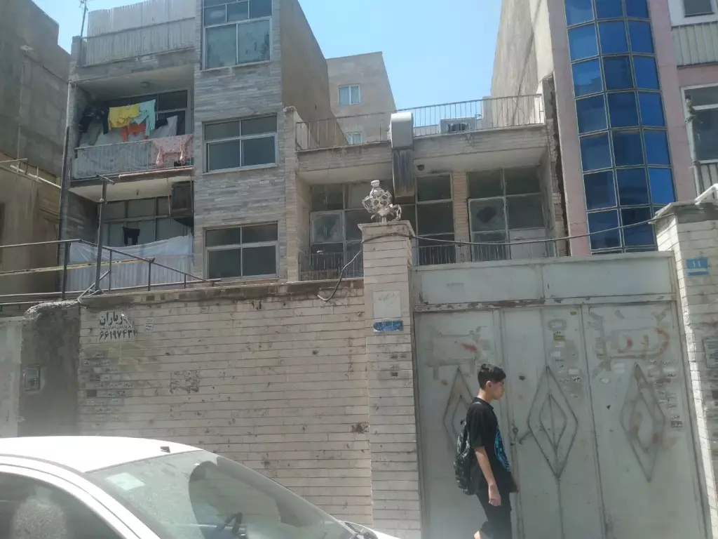 اجاره خانه قدیمی126مترزمین جهت تولیدی شهرک ولیعصر - تصویر 2