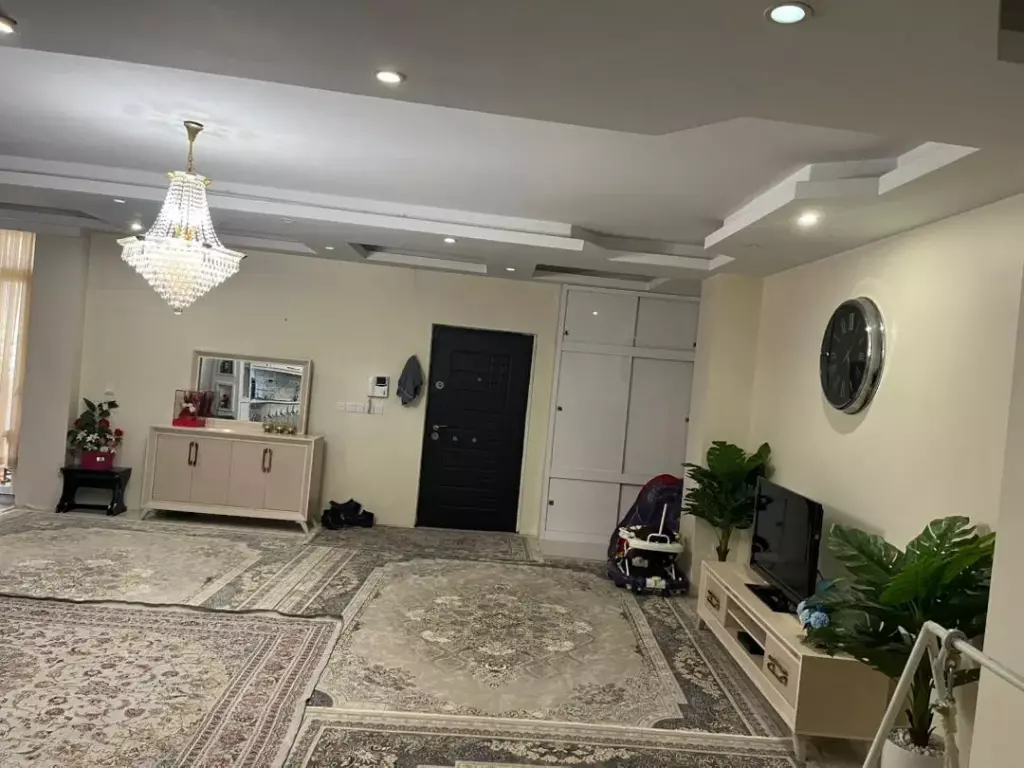 115 متر رهن کامل طبقه اول فول امکانات - تصویر 3