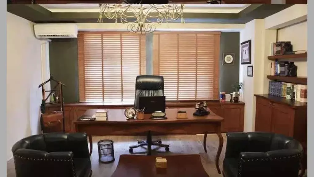 اجاره دفتر وکالت (جنب دادسرا) مبله و شیک