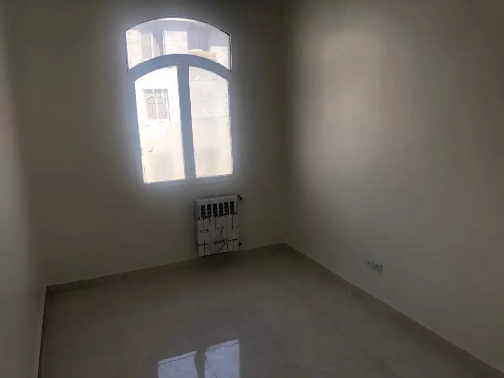 آپارتمان شیک و تمیز - تصویر 3
