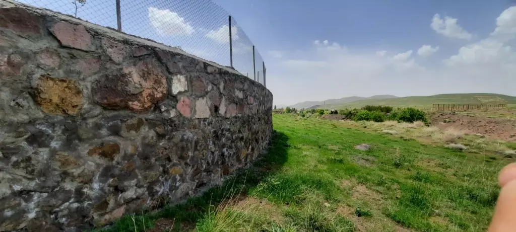 باغ ویلا با چشمه شخصی آب معدنی - تصویر 8